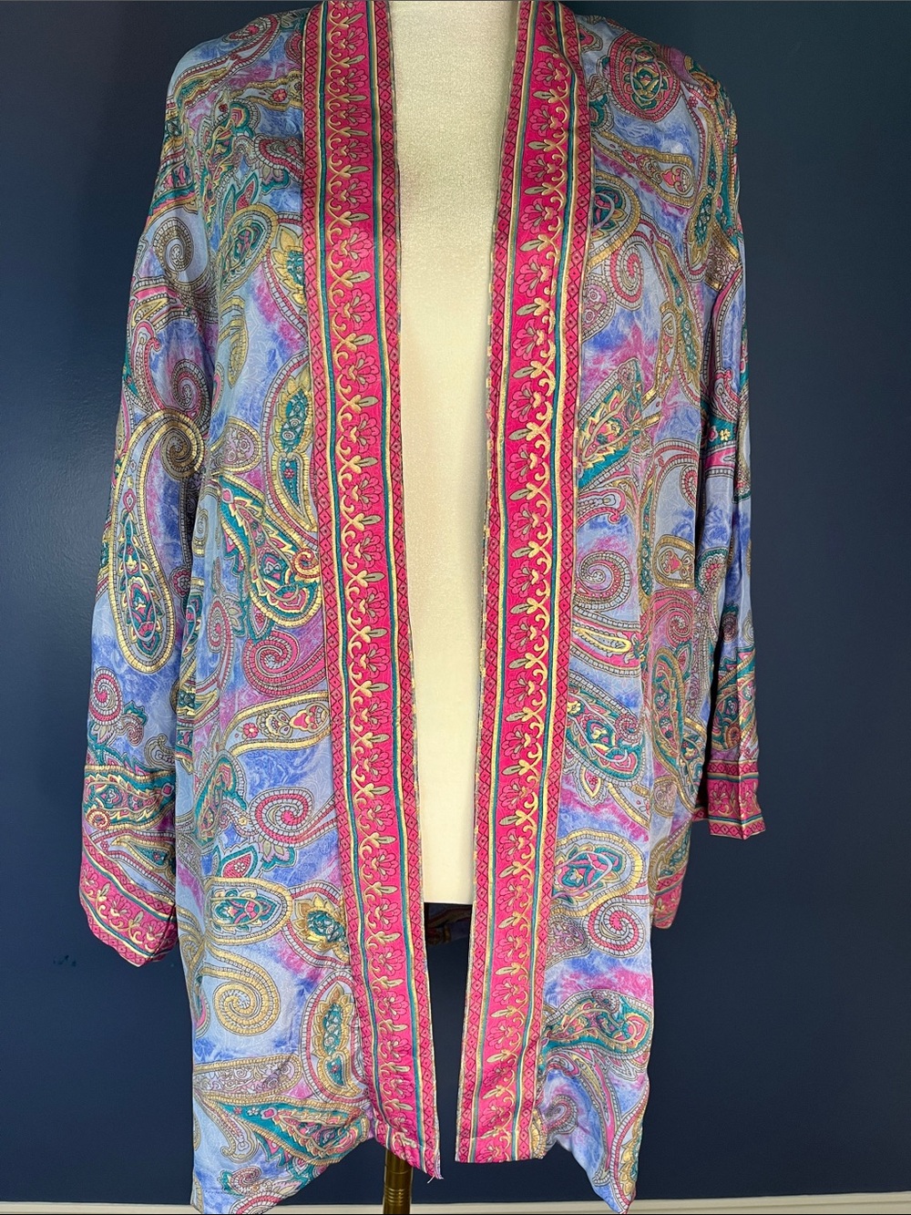 Chelsea & Theodore Women's Paisley Print Kimono Robe, Pink/Multicolor open front